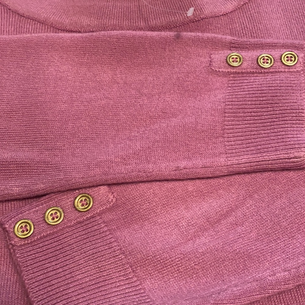 Sweater, 100% acrylic . Super soft in dusty pink - Picture 5 of 5